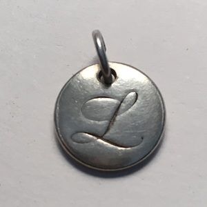 Tiffany and co initial disc "L"